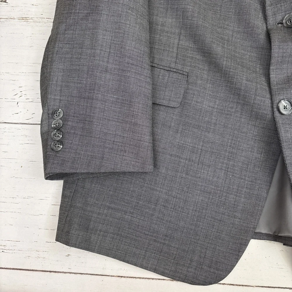 Hart Schaffner Marx Suit Gray Solid 46L 40W 30I